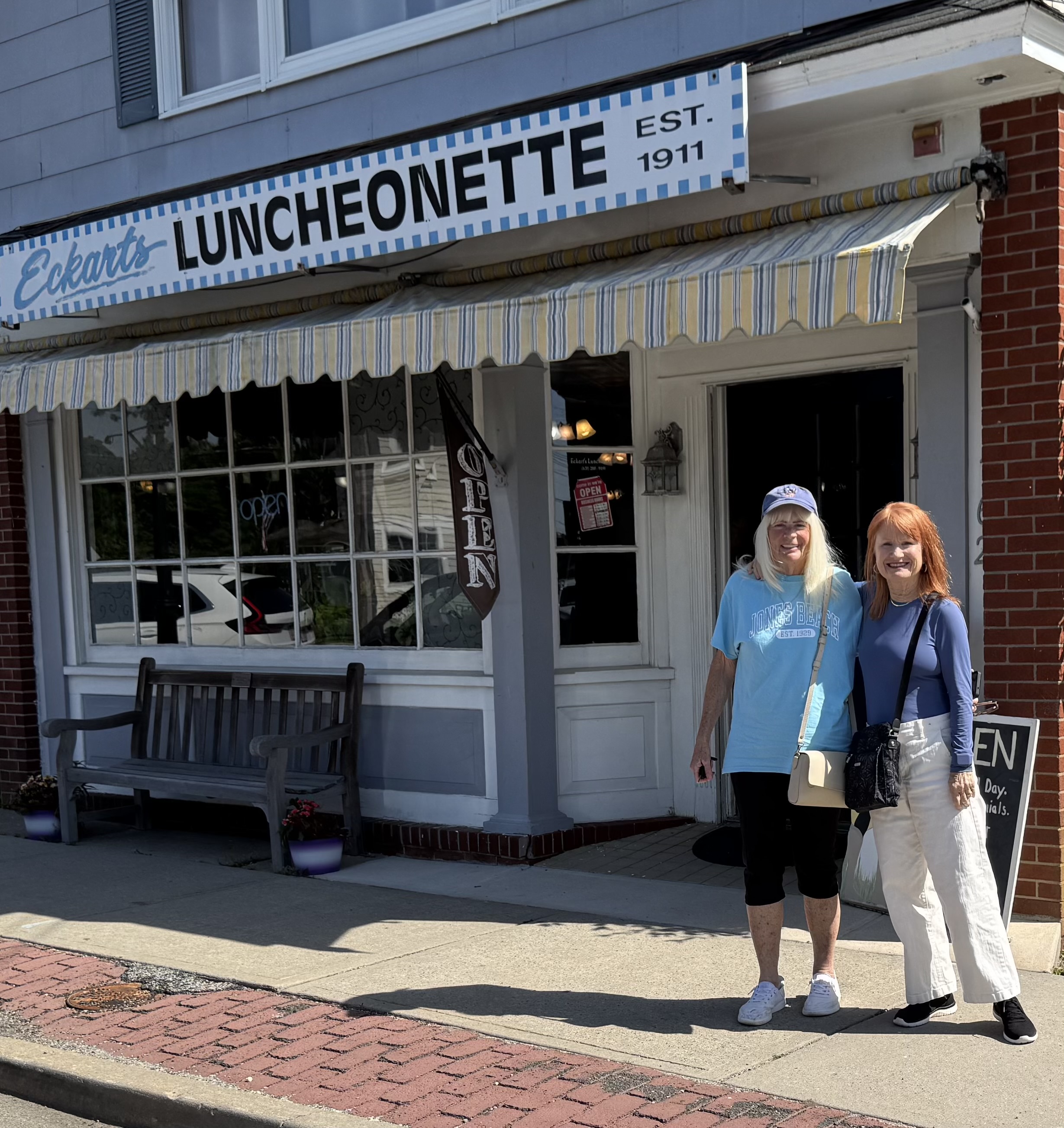 Eckart's Luncheonette